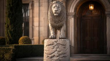 Lions Lion on a pedestal 3d model