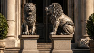 Lions Lion on a Pedestal 3d model